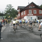 Bikeři už myslí na Pec pod Sněžkou. Krkonoše opět hostí český pohár